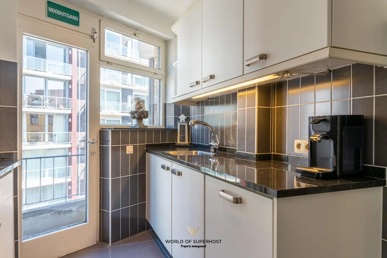 Beautiful Sunny Apartment Near The Sea Ostend